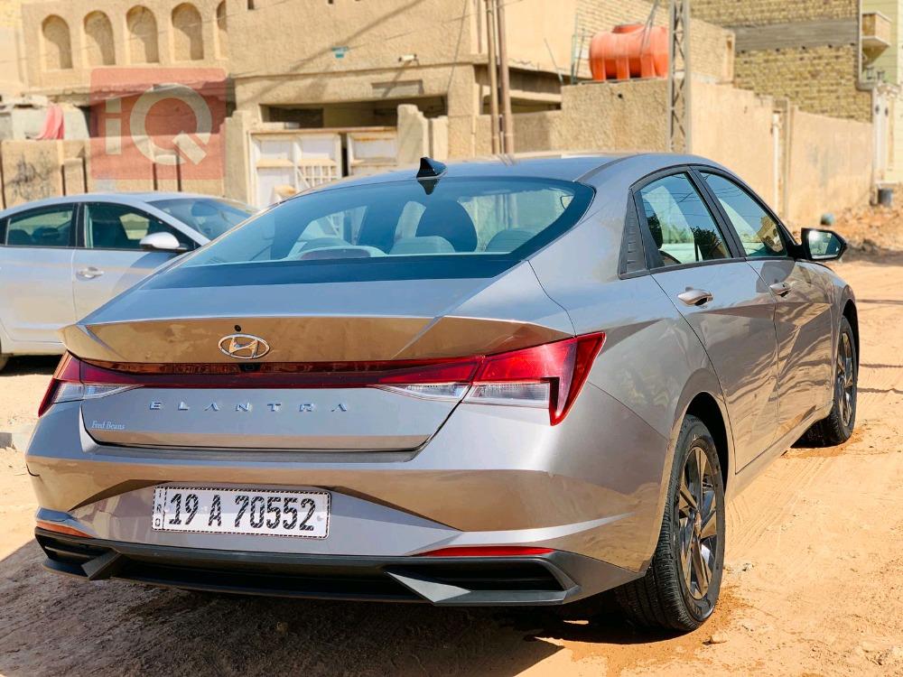 هیوندای ئەلەنترا